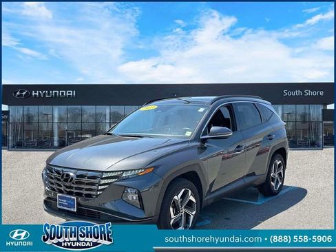 Certified 2023 Hyundai Tucson Limited w/ Cargo Package AWD/4WD image 4
