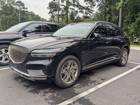 Used 2024 Genesis GV70 2.5T w/ Advanced Package AWD/4WD image 3