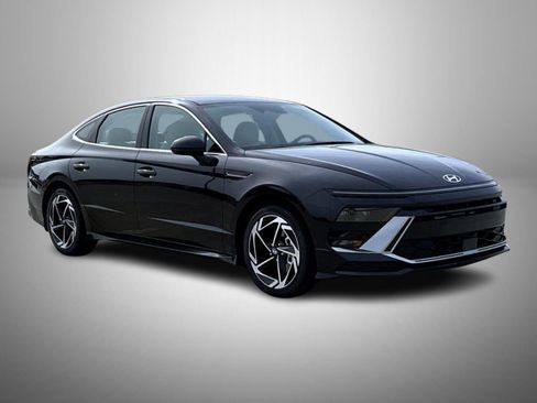 New 2026 Hyundai Sonata SEL image 3
