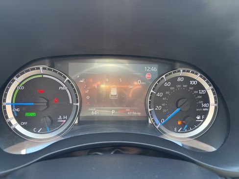 Used 2023 Toyota Highlander Bronze Edition AWD/4WD image 9