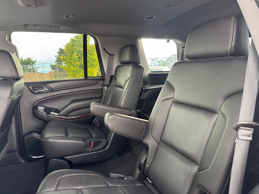 Used 2018 GMC Yukon SLT w/ HD Trailering Package AWD/4WD image 8
