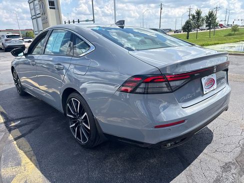 Certified 2023 Honda Accord Touring image 8