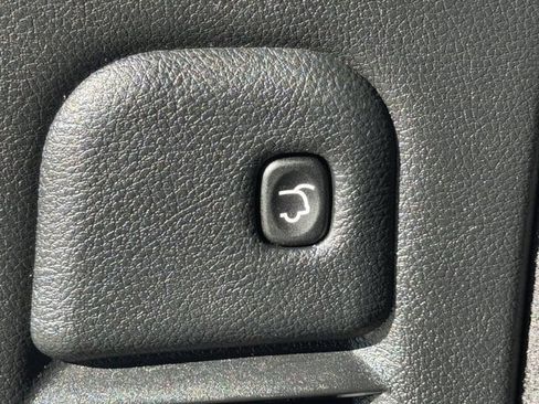 Used 2022 Dodge Durango GT w/ Blacktop Package image 31