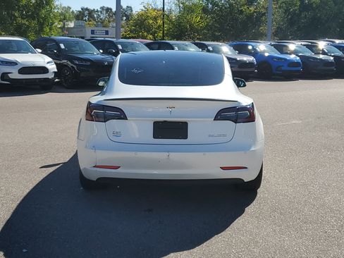 Used 2022 Tesla Model 3 Performance image 5