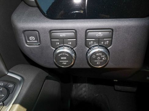 New 2026 GMC Sierra 1500 Elevation w/ Elevation Select Package AWD/4WD image 22