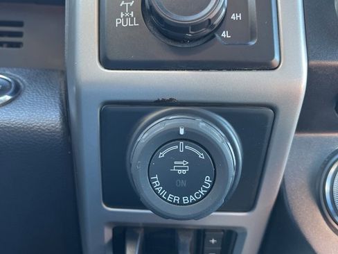 Used 2018 Ford F150 Lariat w/ Equipment Group 502A Luxury image 35