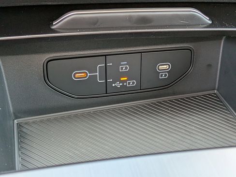 New 2026 Kia Sportage LX FWD image 32