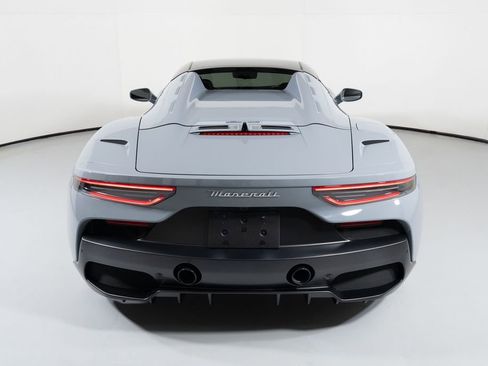 Used 2023 Maserati MC20 Spyder image 13