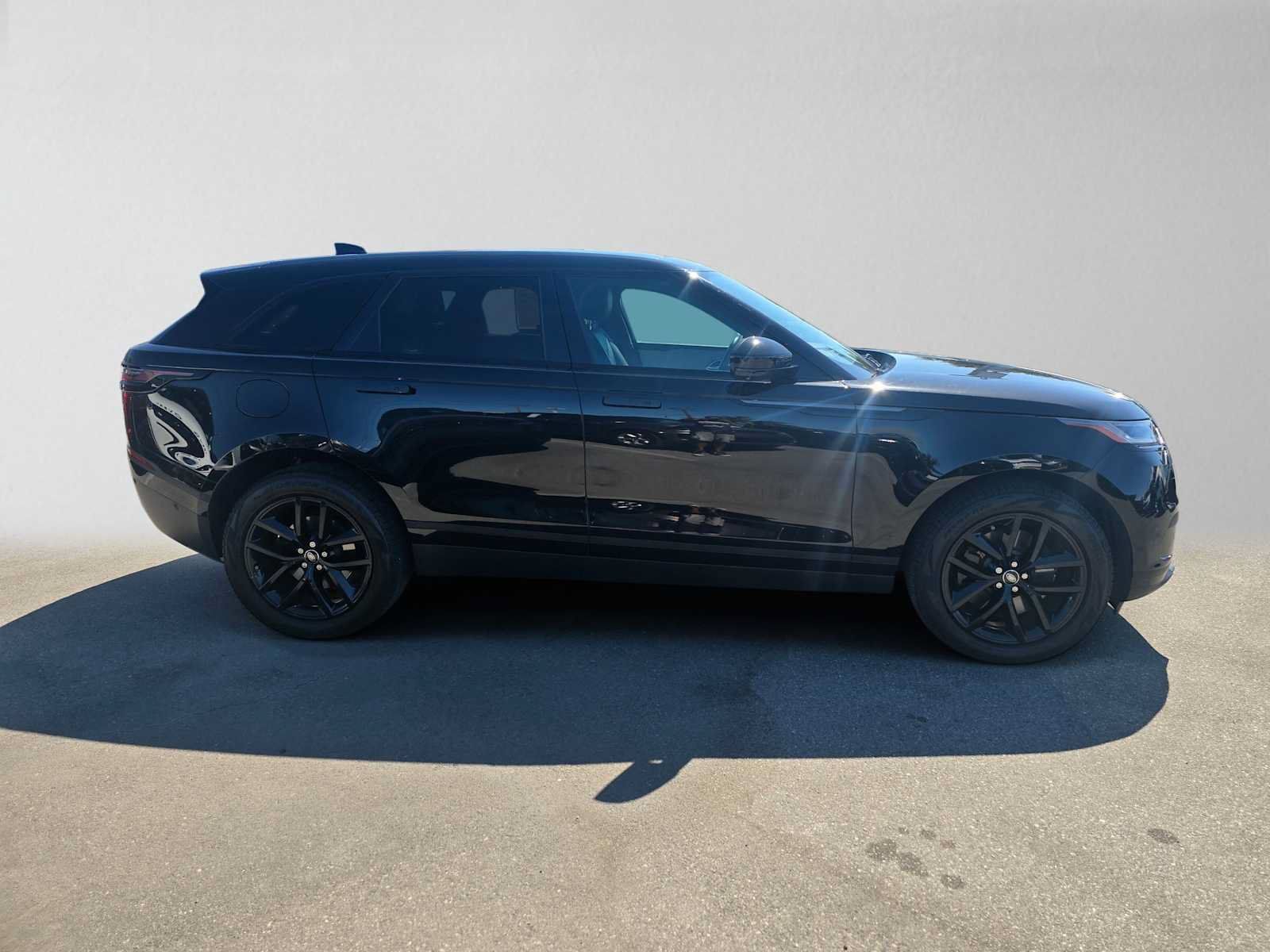 Used 2026 Land Rover Range Rover Velar S AWD/4WD image 6