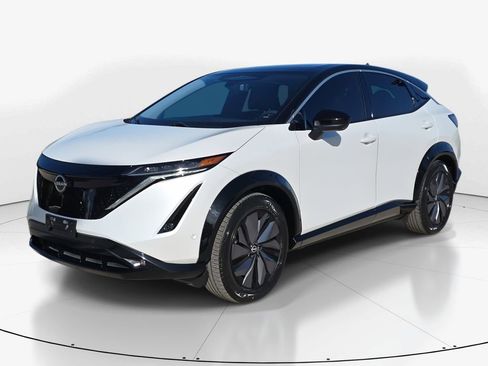 Used 2023 Nissan Ariya FWD image 10