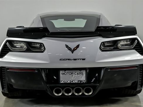 Used 2016 Chevrolet Corvette Z06 w/ 3LZ Preferred Equipment Group RWD image 11
