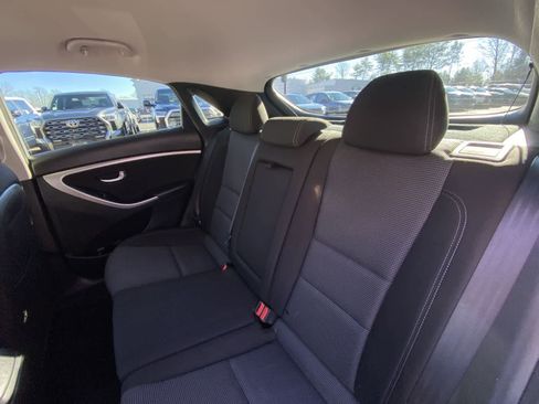 Used 2016 Hyundai Elantra GT image 28