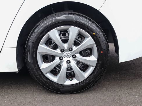 Used 2023 Toyota Corolla LE FWD image 10