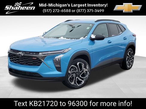 Used 2025 Chevrolet Trax RS w/ Driver Confidence Package image 1