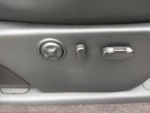 Used 2014 Chevrolet Silverado 2500 LTZ w/ LTZ Plus Package image 13