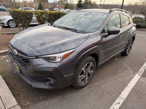 Used 2024 Subaru Crosstrek 2.0i Premium image 1