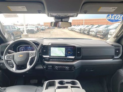 Used 2026 Chevrolet Silverado 1500 LT AWD/4WD image 20