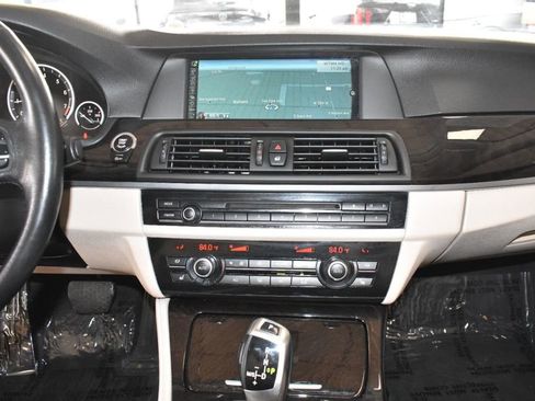 Used 2013 BMW 535i xDrive Sedan image 23