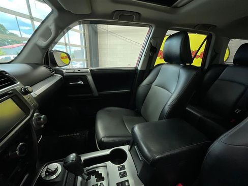 Used 2018 Toyota 4Runner SR5 Premium AWD/4WD image 12