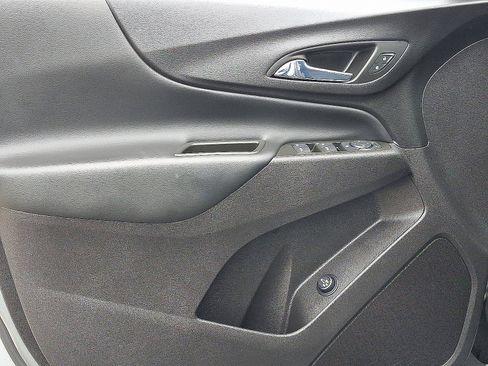 Used 2024 Chevrolet Equinox LT w/ LPO, Floor Liner Package FWD image 12