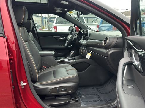 Used 2023 Chevrolet Blazer Premier w/ Enhanced Convenience Package image 13