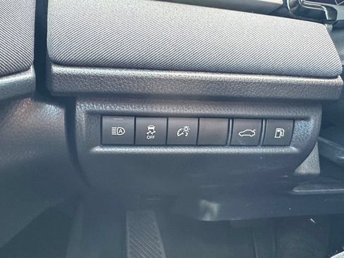 Used 2025 Toyota Camry LE FWD image 13