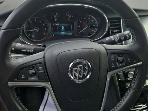 Used 2021 Buick Encore Preferred w/ Safety Package image 4