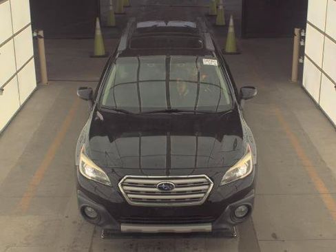 Used 2017 Subaru Outback 2.5i Limited AWD/4WD image 15