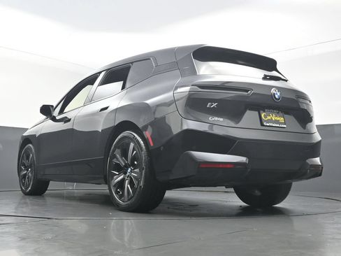 Used 2024 BMW iX xDrive50 w/ Premium Package AWD/4WD image 40
