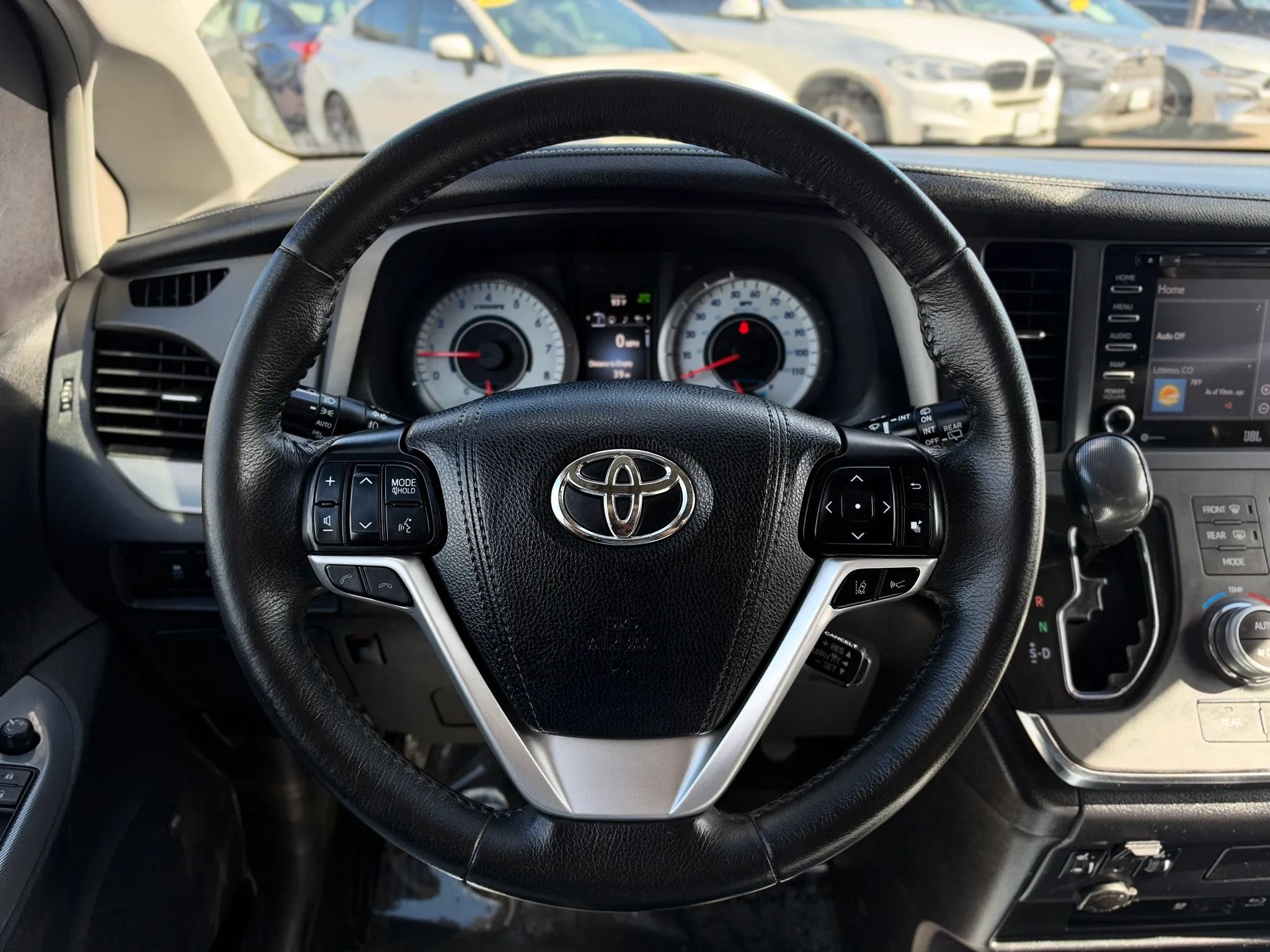 Used 2019 Toyota Sienna SE Premium w/ Carpet Mat Package AWD/4WD image 26