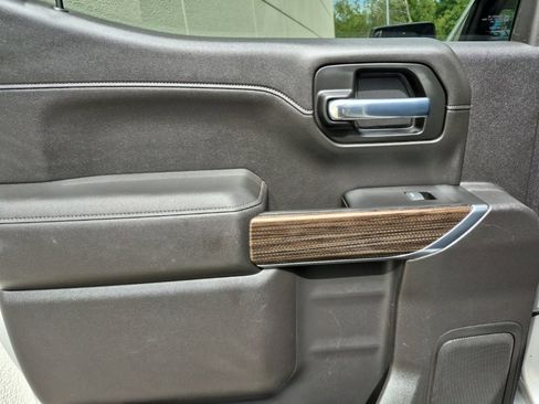 Used 2020 Chevrolet Silverado 1500 RST w/ All-Star Edition image 15