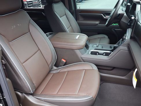 New 2026 GMC Sierra 2500 Denali w/ Snow Plow Prep/Camper Package image 27