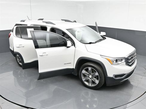 Used 2018 GMC Acadia SLT image 38