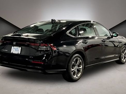 Used 2023 Honda Accord EX image 6