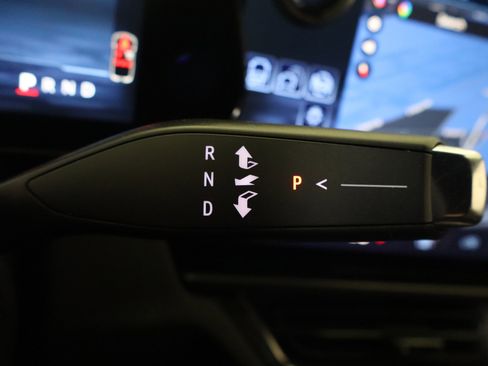 New 2026 Chevrolet Equinox EV RS image 31