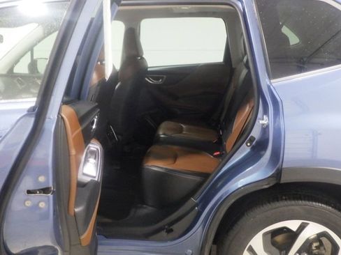 Used 2024 Subaru Forester Touring image 7