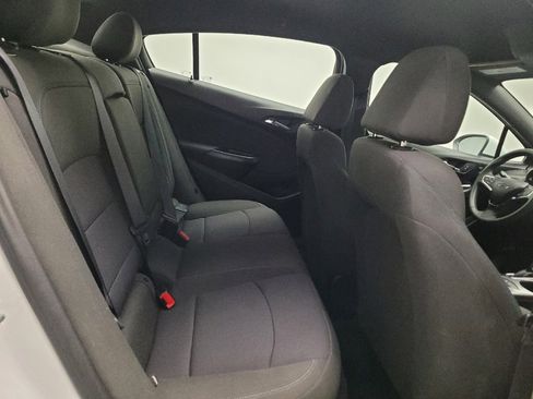 Used 2019 Chevrolet Cruze LT w/ Convenience Package FWD image 19