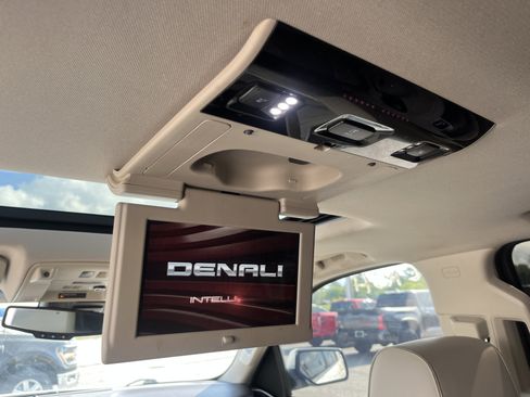Used 2015 GMC Yukon Denali w/ Touring Package image 31