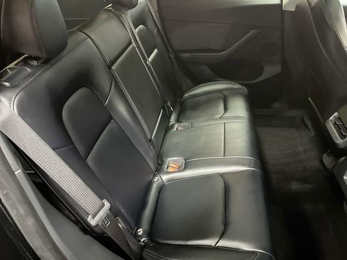 Used 2022 Tesla Model Y Performance image 25