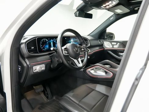Used 2021 Mercedes-Benz GLE 350 4MATIC image 4