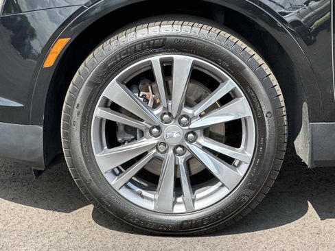 Certified 2024 Cadillac XT5 Premium Luxury AWD/4WD image 8