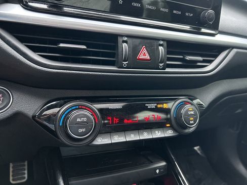 Used 2024 Kia Forte GT-Line w/ GT-Line Premium Package image 35