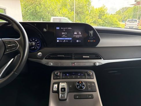 Used 2022 Hyundai Palisade SEL w/ Convenience Package AWD/4WD image 16