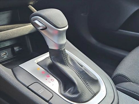 Used 2022 Kia Forte LXS w/ LXS Technology Package FWD image 6