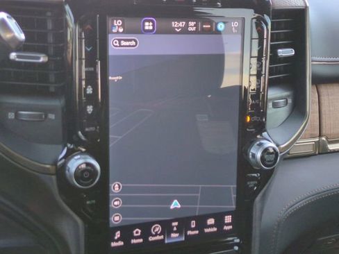 Used 2024 RAM 2500 Limited image 22