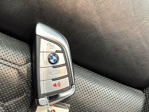 Used 2020 BMW X6 M Competition w/ Executive Package AWD/4WD image 35
