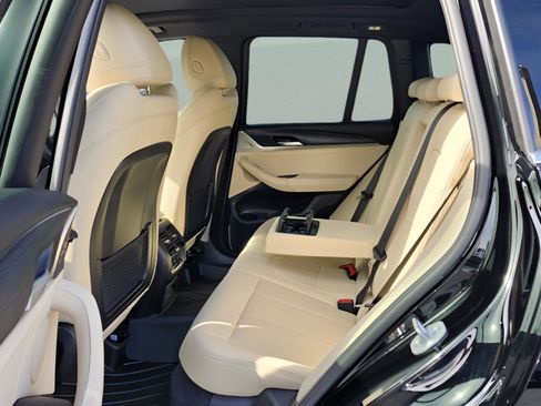 Used 2024 BMW X3 sDrive30i w/ Convenience Package w/ZPA image 11