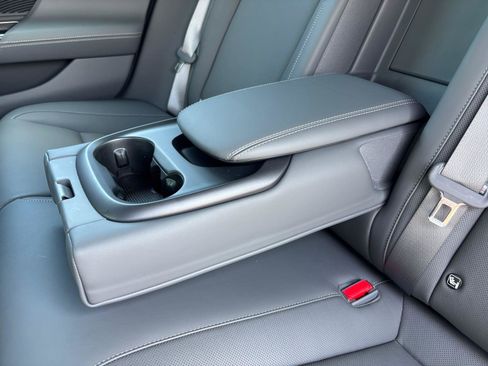Used 2024 Lucid Air Pure RWD image 35
