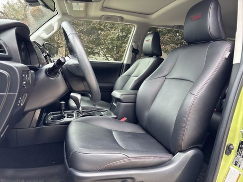 Used 2022 Toyota 4Runner TRD Pro AWD/4WD image 15