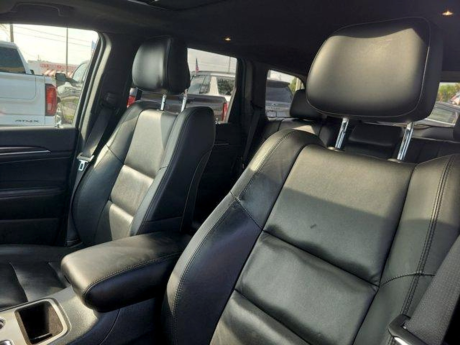 Used 2020 Jeep Grand Cherokee Limited RWD image 25